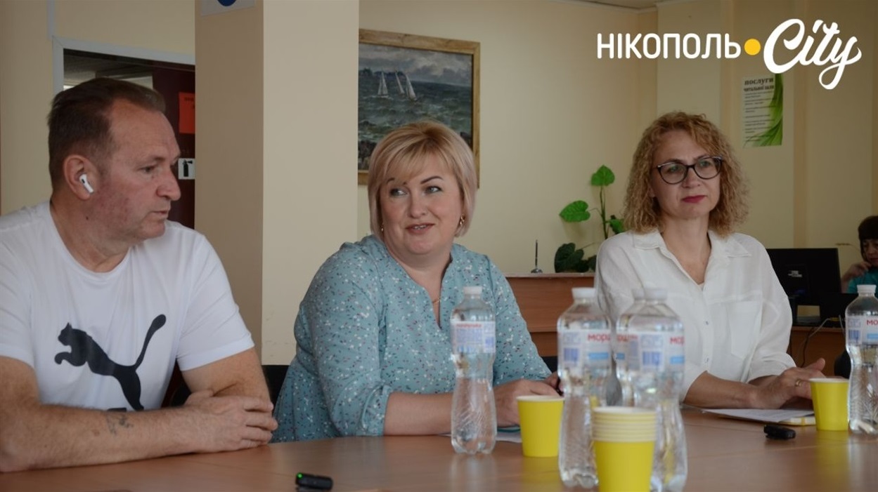 Гості круглого столу