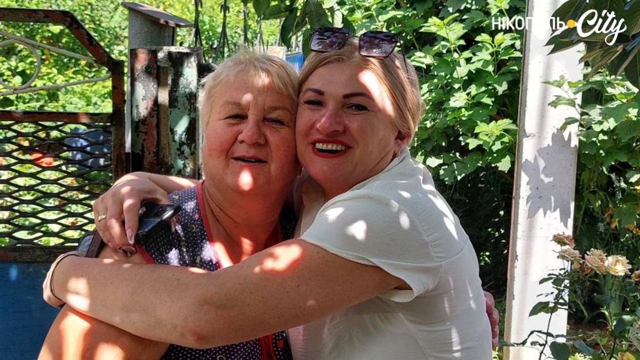 Любов Чечельницька та Оксана Глушко