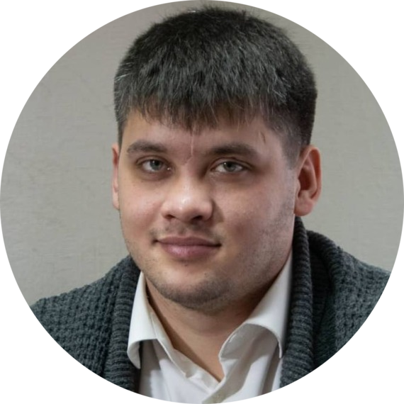 Адвокат,  Денис Шашликов