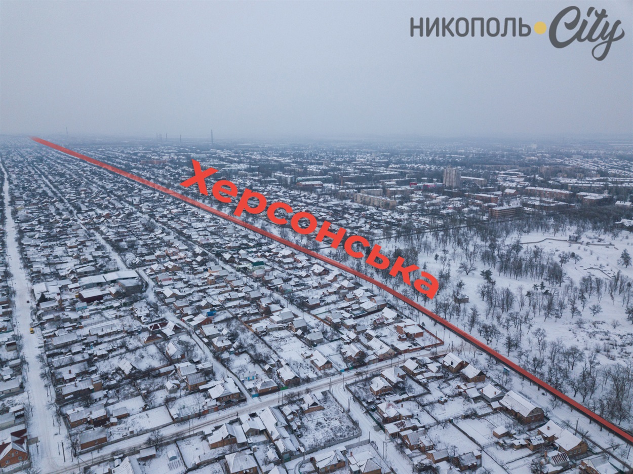 Ліворучи - Лапинка, праворуч - частина парку Перемоги