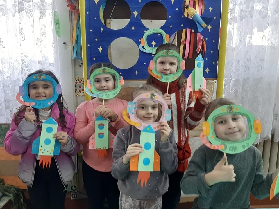Вихованці гуртка з іграшками