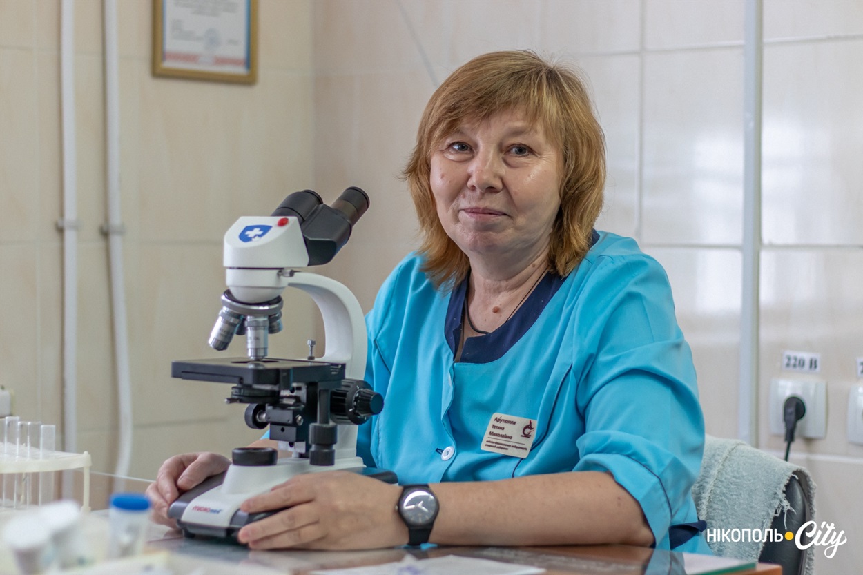 Артюнян Клініко діагностична лабороторія. Старший лаборант. Стаж 39 років