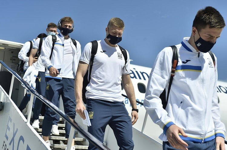 Збірна ще вчора прилетіла в Глазго