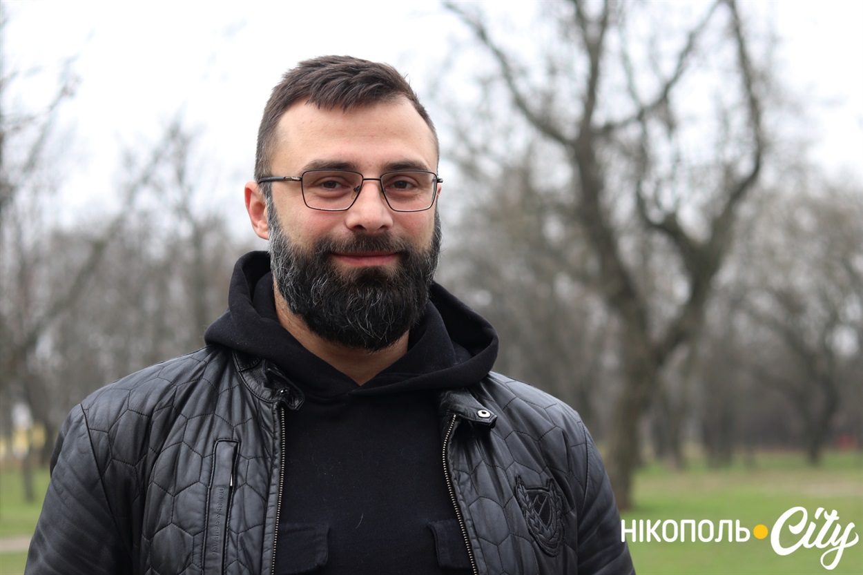 Дмитро Осика