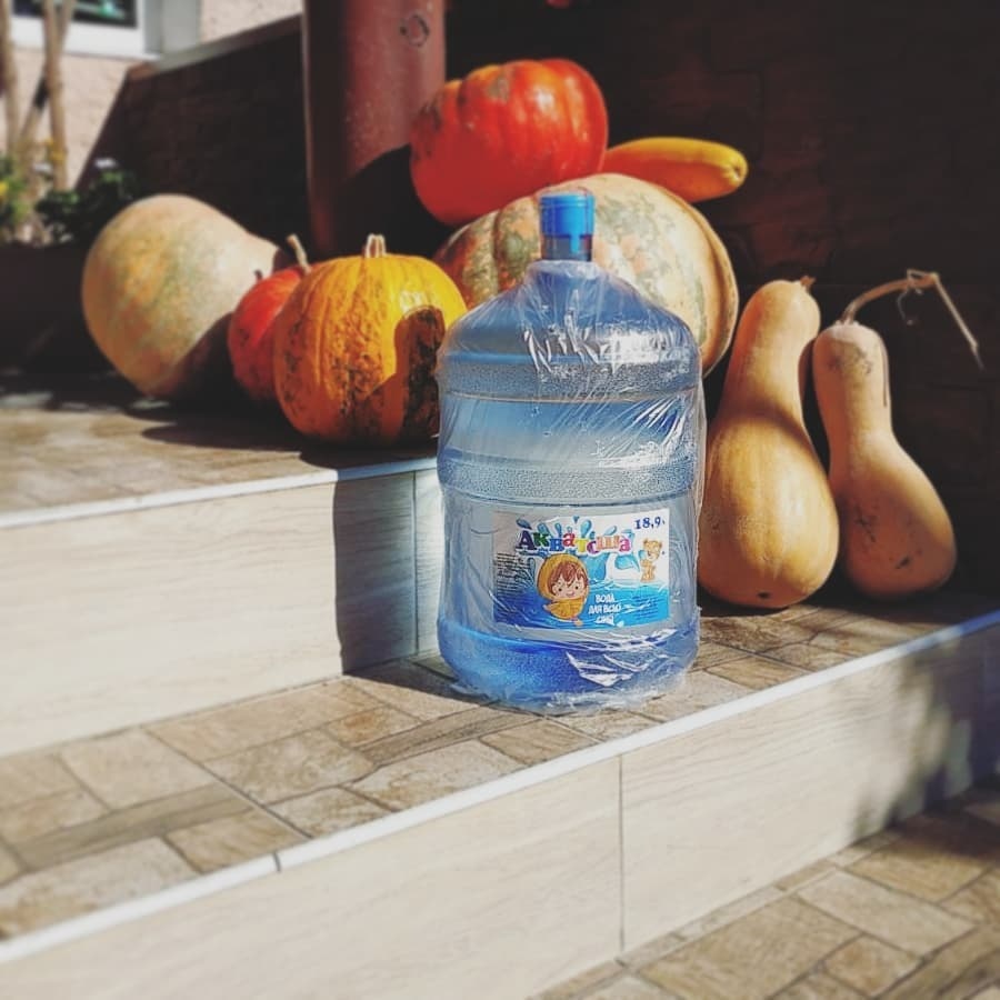 Бутель питної води_1