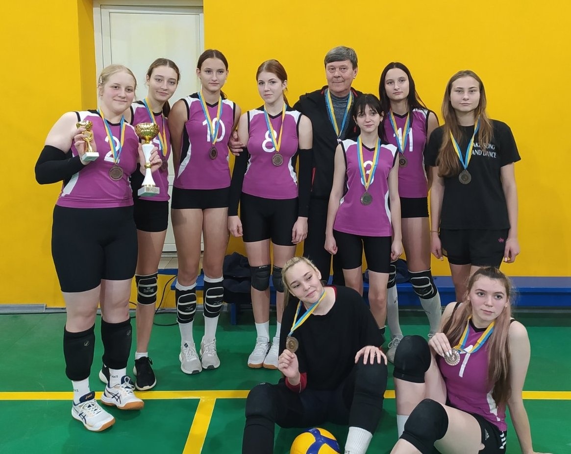Нікопольські волейболістки, вихованиці Сергія Риженка