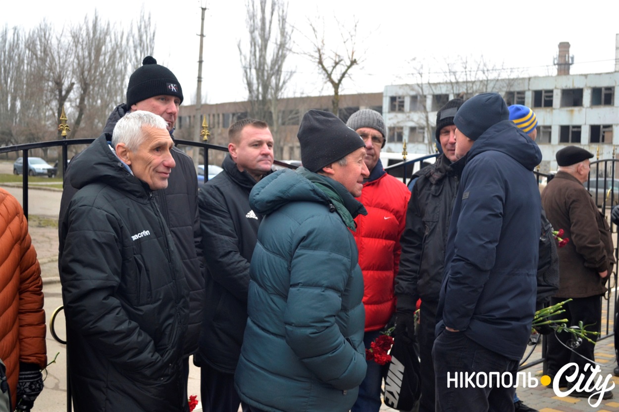 Колеги по футбольному цеху прийшли проститися із Григорієм Варжеленком.